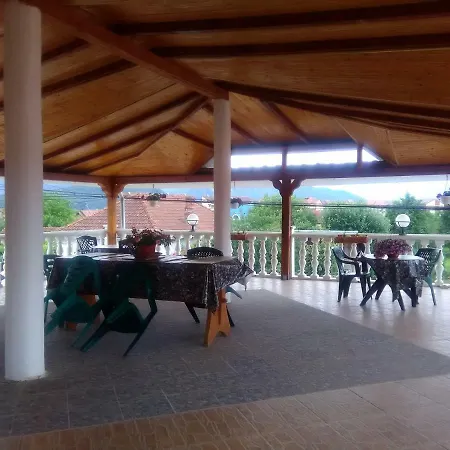 La Espanola 3*